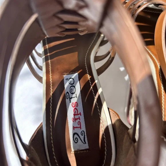 Size 7 , gladiator style,brown,Espiral Sandal - Picture 3 of 10